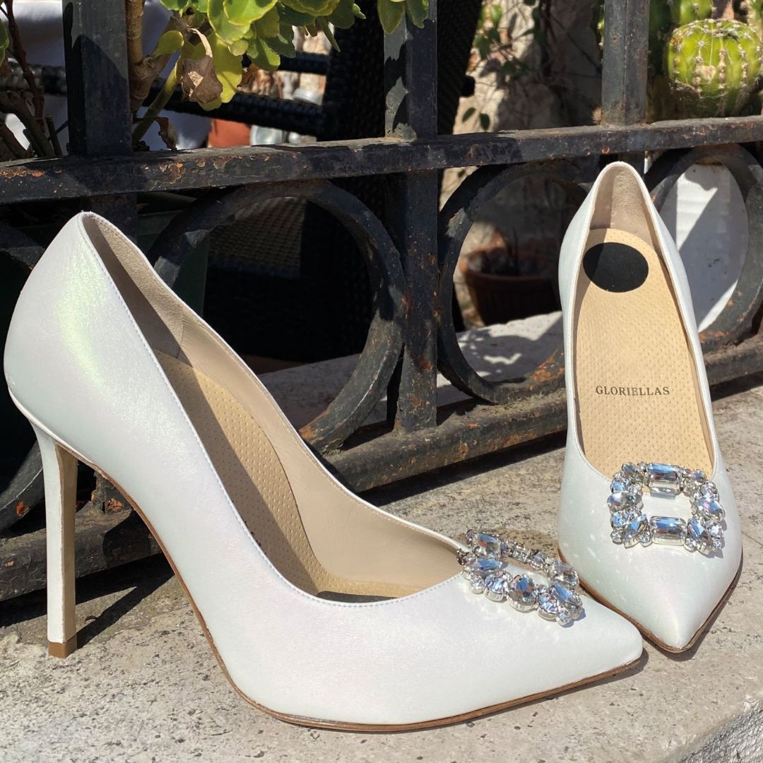 Gloriellas Schuhclips Iconic Star mit funkelnden Strasssteinen Schuhaccessoire mit weißen High Heels